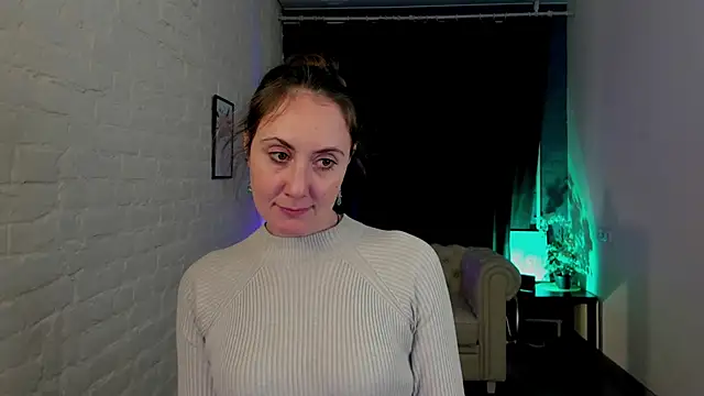 Snapshot of Juliet_Jamess chatting on 01-10-26, 01:46 Juliet Jamess online show from 01-10-26, 01:46