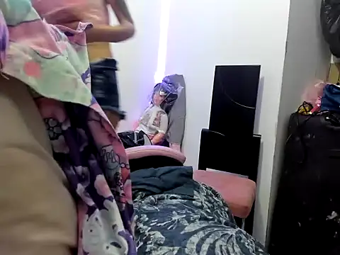 Snapshot of jenniferbodys chatting on 02-14-26, 10:39 jenniferbodys online show from 02-14-26, 10:39