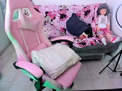 Snapshot of jenniferbodys chatting on 02-23-26, 08:17 jenniferbodys online show from 02-23-26, 08:17