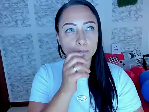 XXXStephanie XXX online show from 04-08-26, 08:53