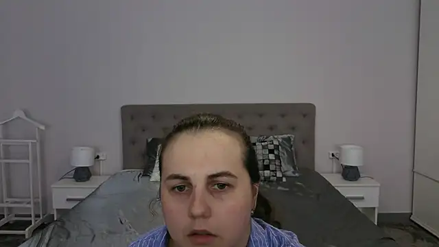 Snapshot of MikaFoxy chatting on 04-08-26, 05:18 MikaFoxy online show from 04-08-26, 05:18