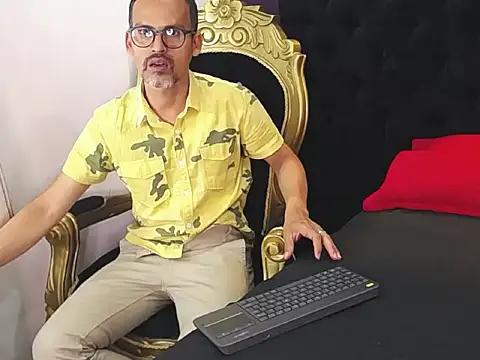 Oswalldo   online show from 03-22-26, 11:35