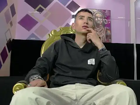 Iam Smith  online show from 02-12-26, 02:28