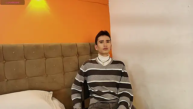 Iam Smith  online show from 03-03-26, 07:42