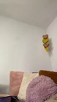 GiannaMagari online show from 02-07-26, 09:07