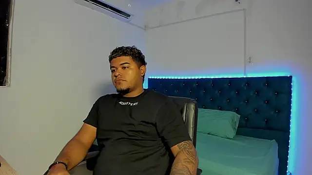 Snapshot of jordan_colman chatting on 01-10-26, 12:29 jordan colman online show from 01-10-26, 12:29