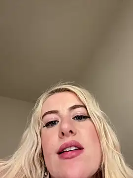 Snapshot of blondebunny999_999 chatting on 05-24-26, 07:46 blondebunny999 999 online show from 05-24-26, 07:46