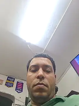 Snapshot of mago_vive chatting on 04-11-26, 03:33 mago vive online show from 04-11-26, 03:33