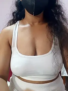 Snapshot of cutehotwife chatting on 02-26-26, 05:45 cutehotwife online show from 02-26-26, 05:45