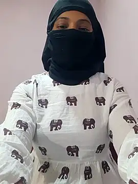 Snapshot of cutehotwife chatting on 03-01-26, 06:04 cutehotwife online show from 03-01-26, 06:04