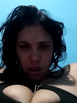 gaellymurlockx18 online show from 02-15-26, 08:02