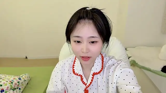 Onefiona online show from 04-07-26, 12:49