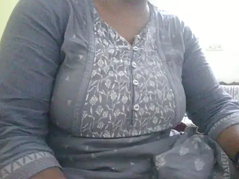 Snapshot of mohini_bhabhi chatting on 05-21-26, 03:02 mohini bhabhi online show from 05-21-26, 03:02