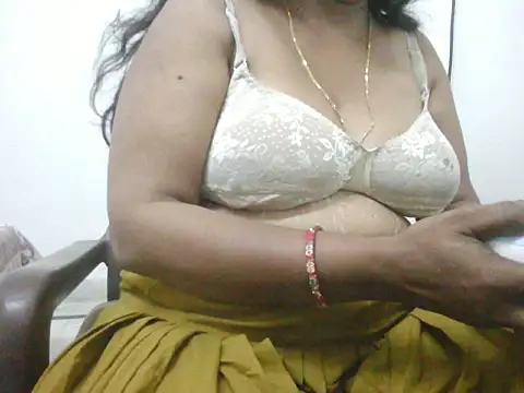 Snapshot of mohini_bhabhi chatting on 08-03-26, 11:05 mohini bhabhi online show from 08-03-26, 11:05