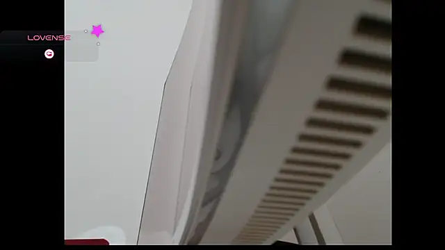 girlonee online show from 01-15-26, 08:19