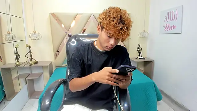 Anyelo Twink online show from 01-18-26, 04:11