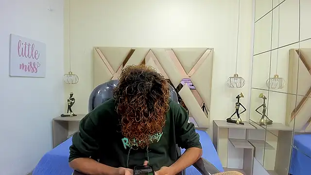 Anyelo Twink online show from 02-26-26, 01:54