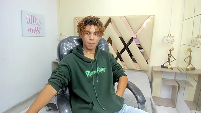 Anyelo Twink online show from 03-07-26, 08:39