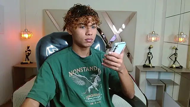 Anyelo Twink online show from 03-25-26, 04:40