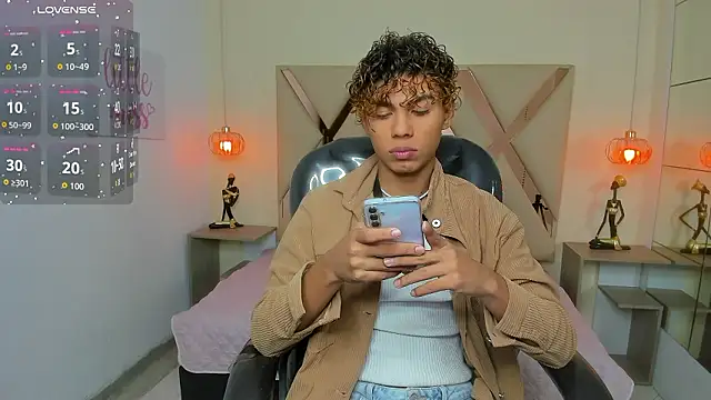 Anyelo Twink online show from 03-29-26, 05:40