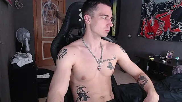 Snapshot of Jack_loveeee chatting on 06-19-26, 08:29 Jack loveeee online show from 06-19-26, 08:29