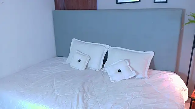 zarah queen online show from 02-14-26, 03:47