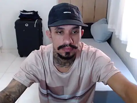 lipegonzalezz online show from 02-03-26, 04:23