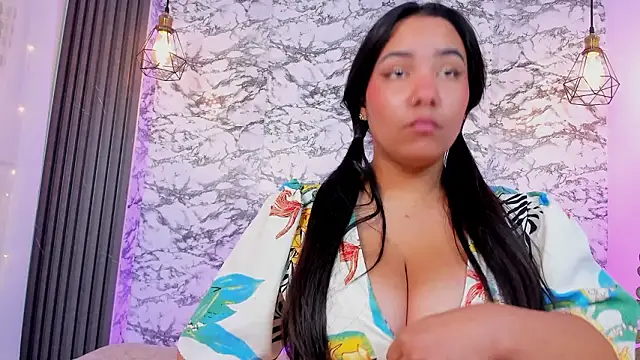 Snapshot of soffi_joness23 chatting on 01-14-26, 12:22 soffi joness23 online show from 01-14-26, 12:22