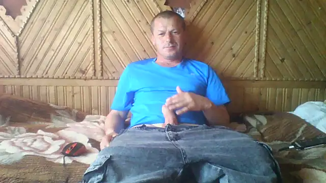 Snapshot of Ivan9iutt chatting on 05-25-26, 04:13 Ivan9iutt online show from 05-25-26, 04:13