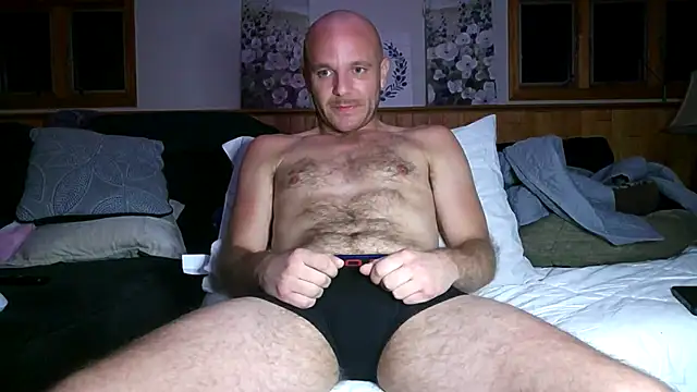 Snapshot of FrankieFuckMe chatting on 03-15-26, 12:05 FrankieFuckMe online show from 03-15-26, 12:05