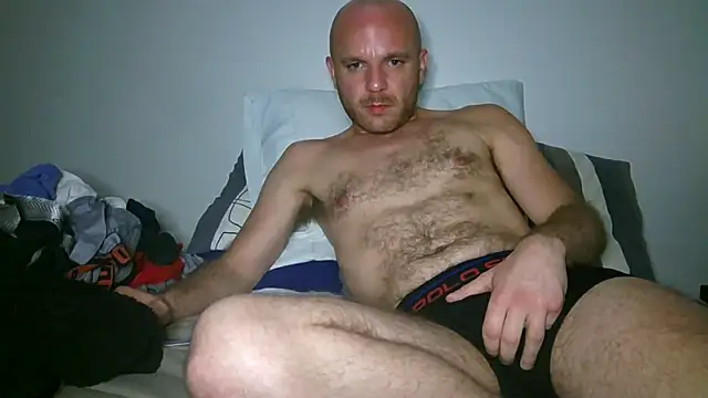 Snapshot of FrankieFuckMe chatting on 03-21-26, 03:11 FrankieFuckMe online show from 03-21-26, 03:11