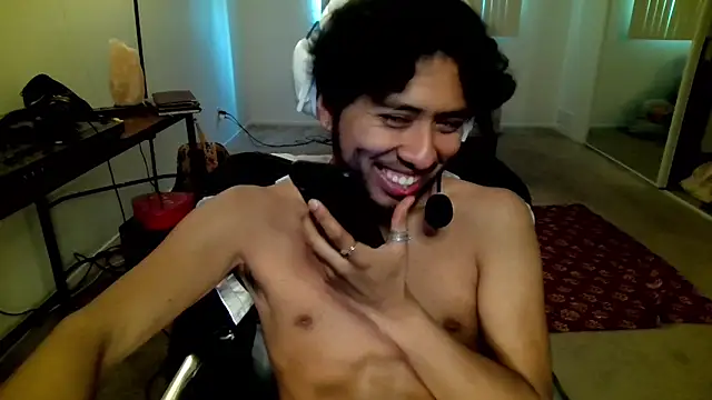 Snapshot of Embersboudoir chatting on 02-22-26, 10:52 Embersboudoir online show from 02-22-26, 10:52