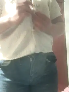 Snapshot of Savi-cute chatting on 02-10-26, 02:04 Savi-cute online show from 02-10-26, 02:04