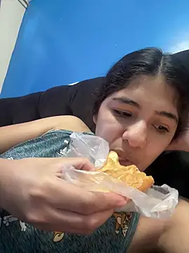 Snapshot of diosa_sofia19 chatting on 06-01-26, 12:51 diosa sofia19 online show from 06-01-26, 12:51