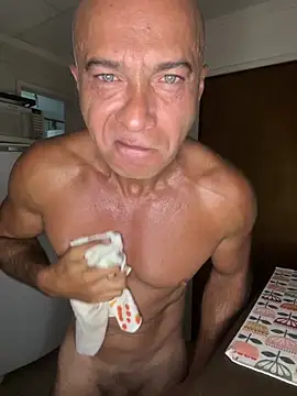 Snapshot of dogfrota chatting on 02-25-26, 02:37 dogfrota online show from 02-25-26, 02:37