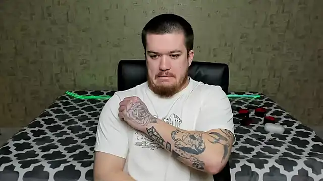 Well boy online show from 04-04-26, 04:22