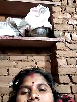 Snapshot of Hot_di97 chatting on 02-15-26, 10:28 Hot di97 online show from 02-15-26, 10:28