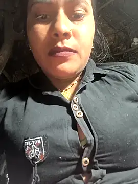 Snapshot of Hot_bh64 chatting on 02-16-26, 02:24 Hot bh64 online show from 02-16-26, 02:24