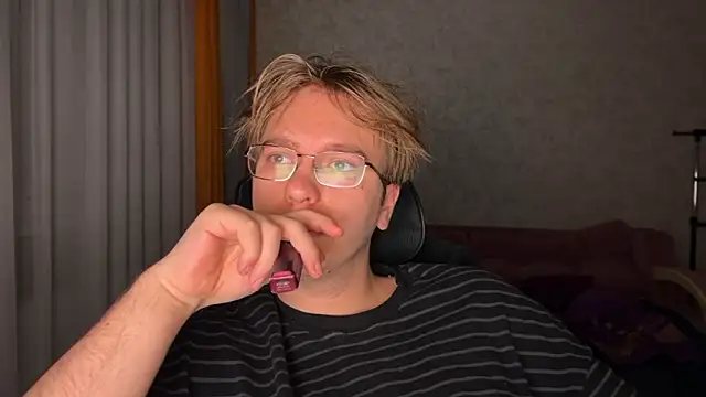 HairyVit online show from 02-03-26, 04:10