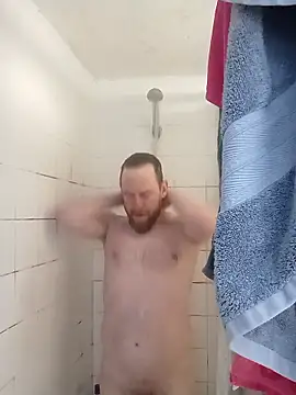 Hertsguy1984 online show from 01-11-26, 02:33