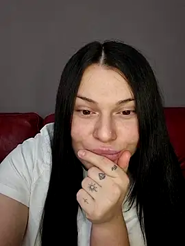 9Alice online show from 01-13-26, 05:18