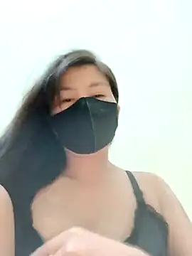 Lyly-68688 online show from 04-15-26, 02:35