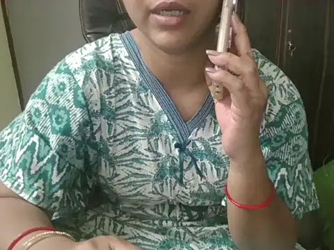 Snapshot of Adaa7 chatting on 04-29-26, 08:04 Adaa7 online show from 04-29-26, 08:04