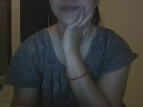 Snapshot of Adaa7 chatting on 05-02-26, 09:47 Adaa7 online show from 05-02-26, 09:47