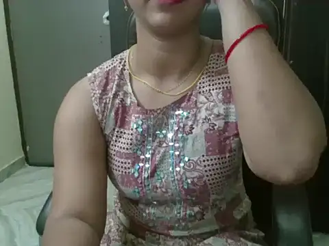 Snapshot of Adaa7 chatting on 05-18-26, 04:13 Adaa7 online show from 05-18-26, 04:13