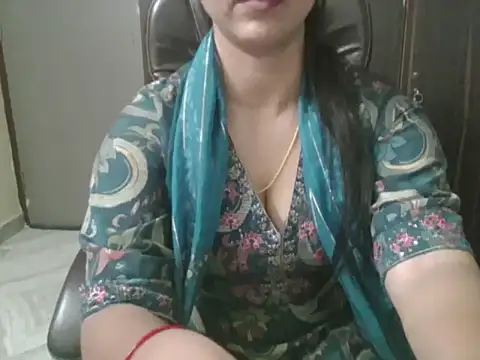 Snapshot of Adaa7 chatting on 05-26-26, 05:31 Adaa7 online show from 05-26-26, 05:31