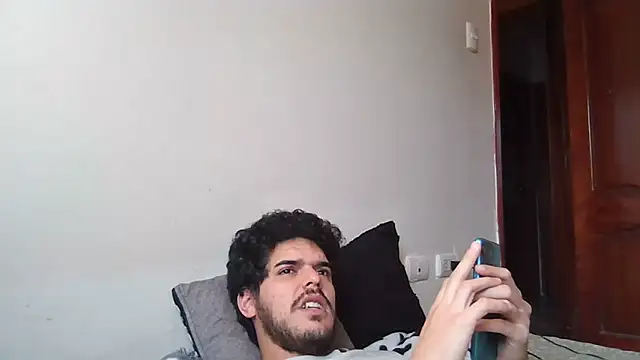 Snapshot of mindymiaw chatting on 02-05-26, 07:18 mindymiaw online show from 02-05-26, 07:18