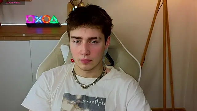 Snapshot of d3s_dn chatting on 02-03-26, 04:12 d3s dn online show from 02-03-26, 04:12