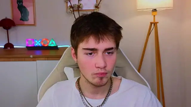 Snapshot of d3s_dn chatting on 02-13-26, 01:07 d3s dn online show from 02-13-26, 01:07