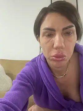 Snapshot of Missolevelvet chatting on 01-16-26, 07:18 Missolevelvet online show from 01-16-26, 07:18